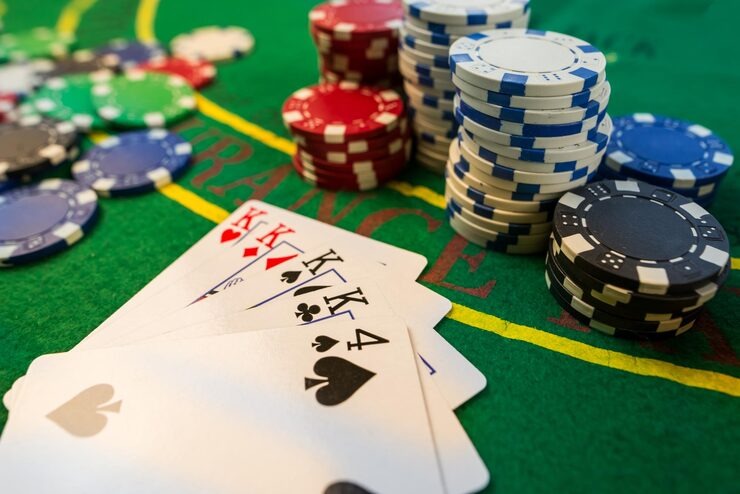 result bullseye app interface showing roulette table on mobile phone